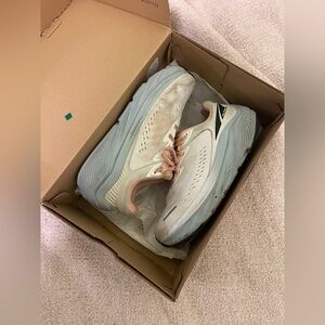 Altra Via Olympus 2 Road Running Shoe